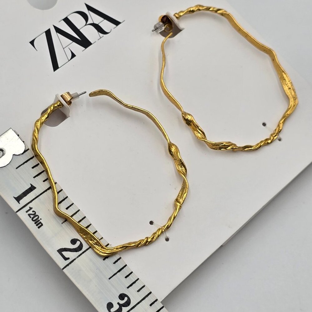 Zara - Large Gold Twisted Open Hoop Earrings - NWT - Picture 10 of 15
